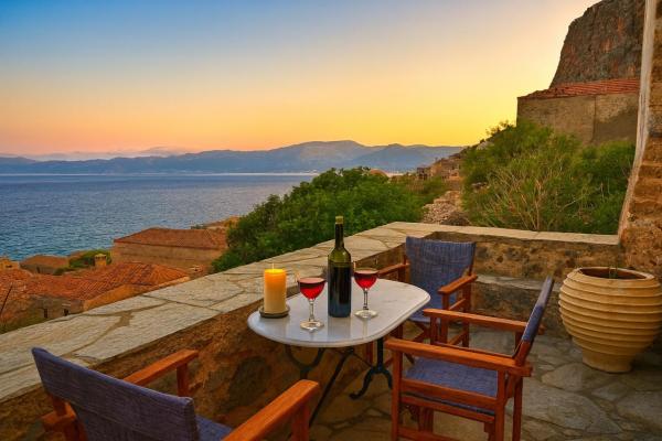 Na foto é possível ver o objeto Pablito House-Seaview Monemvasia Nests localizado na cidade de Monemvasia.