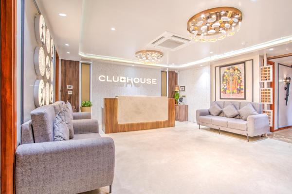 Auf dem Foto ist das Objekt Clubhouse Hotel Ayodhya by CheckIn in der Stadt Ayodhya zu sehen.