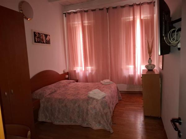 Na zdjęciu widoczny jest obiekt Il Vecchio Portico położony w mieście Cesena.