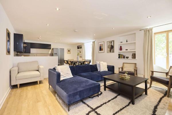 Southwest London Stay - Putney 2-Bed Flat, London