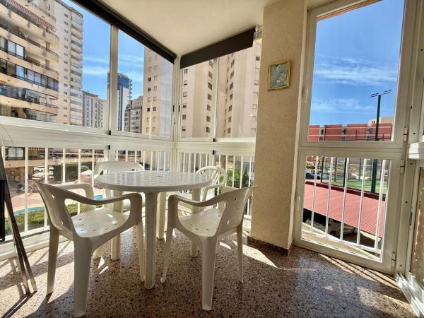 A la foto es mostra l'objecte AT223 Bobyan situat a la ciutat de Calp.