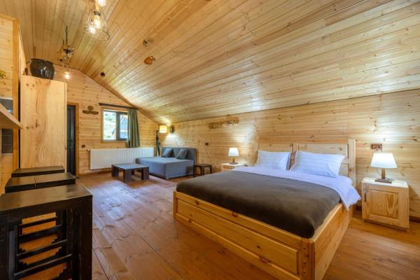 Kuvassa näkyy kohde Gorai Sauna, joka sijaitsee kaupungissa Kazbegi.