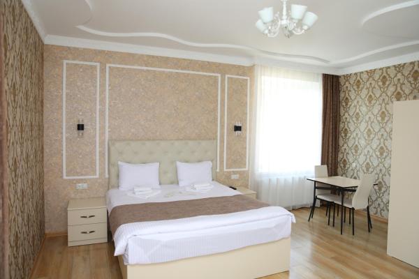 Hotel Sharl - Geórgia