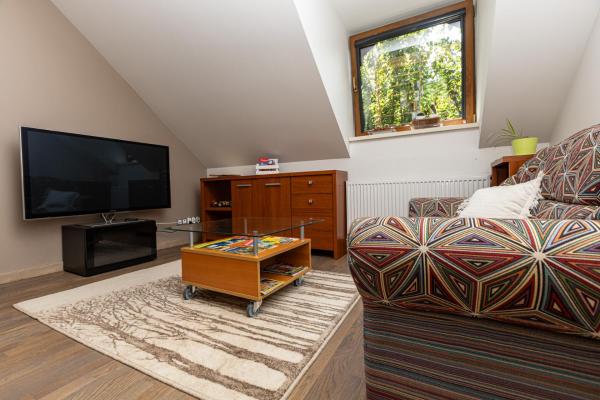 Kuvassa näkyy kohde Apartament 294 W Cieniu Drzew, joka sijaitsee kaupungissa Prądnik Korzkiewski.