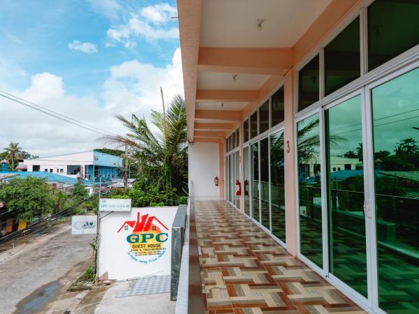 Na fotografii je vidět objekt GPC Guesthouse nacházející se ve městě Nabalabag.