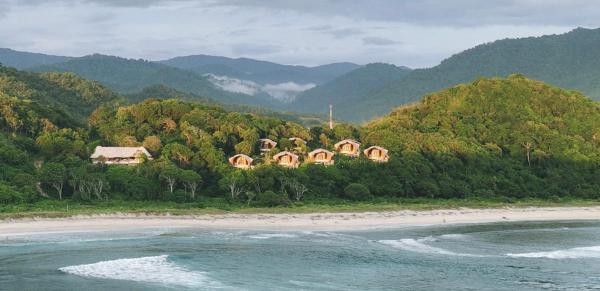 Nella foto è visibile l'oggetto Kini Resort - Oceanfront Bamboo Eco Lodges situato nella città di Sekongkang.