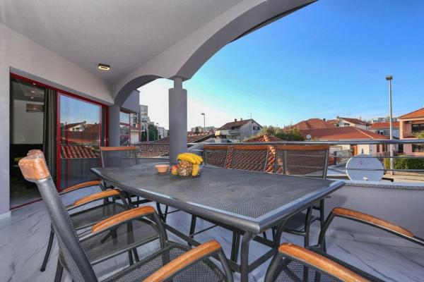 Apartment Viktor - Zadar