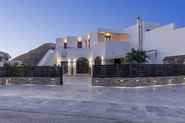 A la foto es mostra l'objecte Aphrodite's Refuge situat a la ciutat de Galissas.