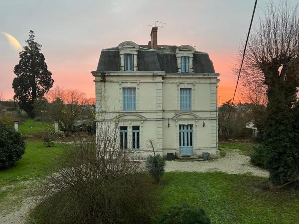 A la foto es mostra l'objecte Maison de Chabris situat a la ciutat de Chabris.