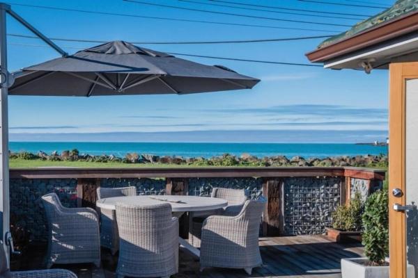 A la foto es mostra l'objecte Beach Bungalow situat a la ciutat de Timaru.
