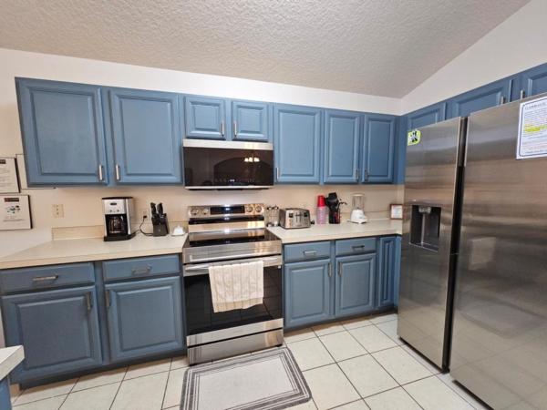 På billedet ses objektet Gated 4 bed with Pool and Spa close to Disney villa beliggende i byen Davenport.