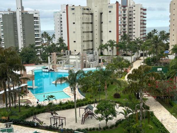 På billedet ses objektet Apartamento em lindo condomínio na Riviera de São Lourenco beliggende i byen Bertioga.