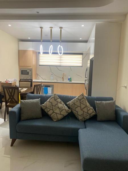 Allman luxurious one bedroom near beaches