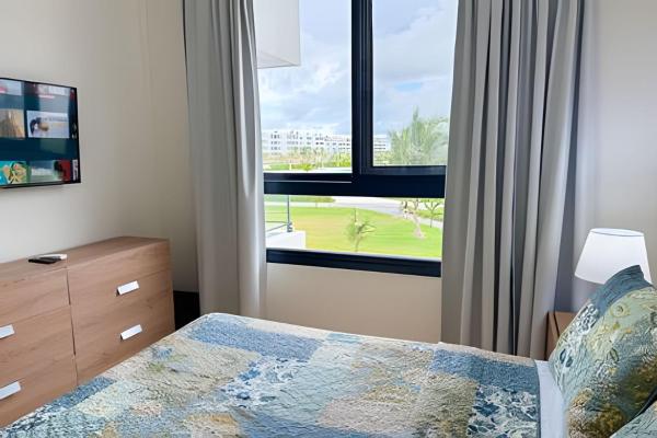 På billedet ses objektet Alojamiento con playa artificial en el centro de la ciudad beliggende i byen La Cabirma.