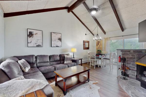 The Beech Treehouse - Beech Mountain, NC
