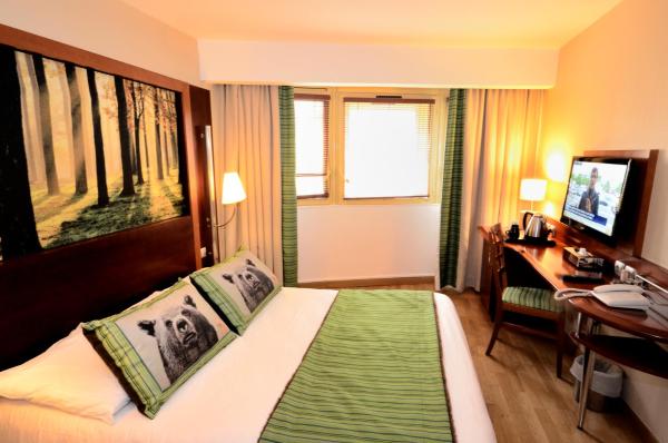 A la foto es mostra l'objecte Green hotels Confort Paris 13 situat a la ciutat de París.
