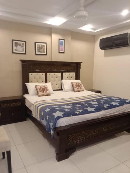 Comfortable Apartment For Rent, Lahore