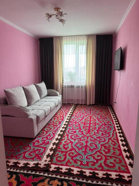 Auf dem Foto ist das Objekt Guest House KALYS in der Stadt Pervomayskoye zu sehen.