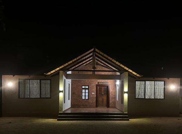 Na zdjęciu widoczny jest obiekt Madina Estates położony w mieście Bedradka.