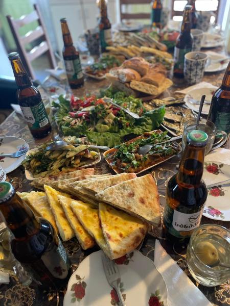 A la foto es mostra l'objecte Tsvirmi Zviadi's guesthouse situat a la ciutat de Mestia.