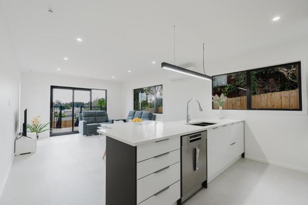 照片显示了位于Horotiu市的Brand New 3Bedrooms House in The Base Te Rapa物件。