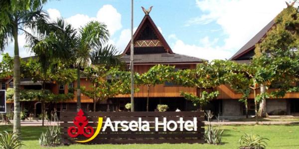 På bilden syns objektet Arsela Hotel Pangkalan Bun som ligger i staden Pangkalan Bun.