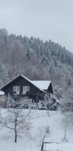 Kuvassa näkyy kohde Casa Bunicii Moieciu, joka sijaitsee kaupungissa Moieciu de Jos.