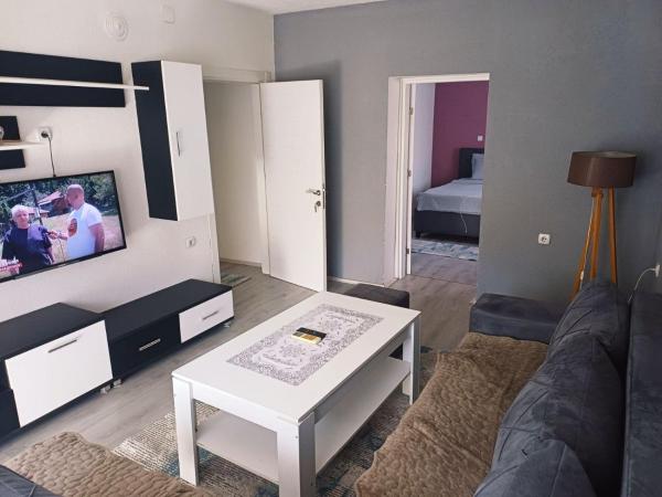 Nella foto è visibile l'oggetto Angels apartment Stip situato nella città di Štip.