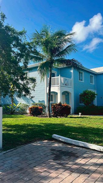 Na zdjęciu widoczny jest obiekt Beautiful Experience położony w mieście North Bimini.