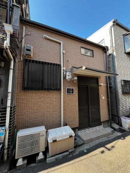駅近一軒家まるまる貸切コハマゲストハウス, Osaka