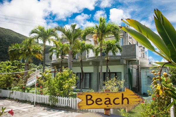 Beach House In Yonehara - Top Flat & Rooftop Terrace - 石垣市