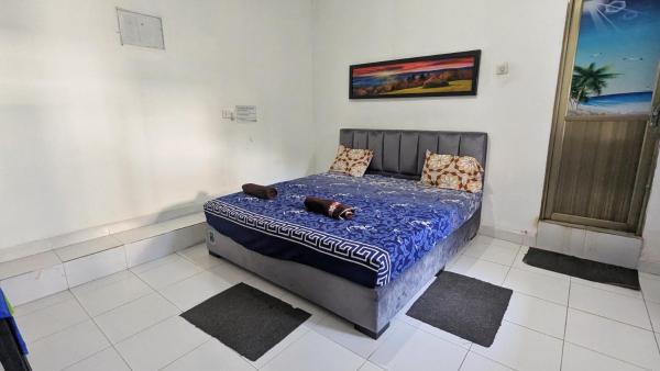A la foto es mostra l'objecte Sunray Hotel & Family Restaurant With Paruwa situat a la ciutat de Malwana.