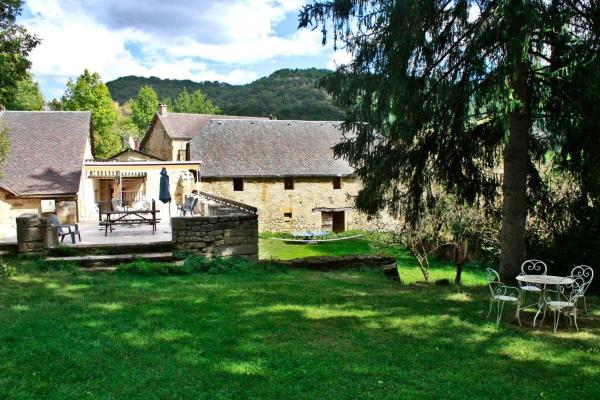 På billedet ses objektet Gîte à la ferme biologique beliggende i byen La Tieule.