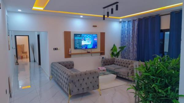 På bilden syns objektet Aloha Suites Odza - by Skyline Residence Services som ligger i staden Méhandan.