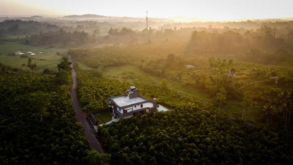 På billedet ses objektet Cinnamon Forest - Private Luxury Villa in Hikkaduwa beliggende i byen Beratuduwa.