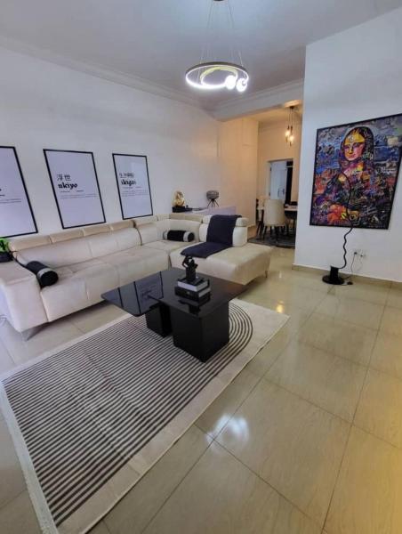 A la foto es mostra l'objecte Sics apartment situat a la ciutat de Mama.