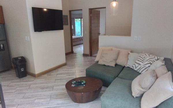 A la foto es mostra l'objecte Huis in condominio Río mono situat a la ciutat de Quepos.