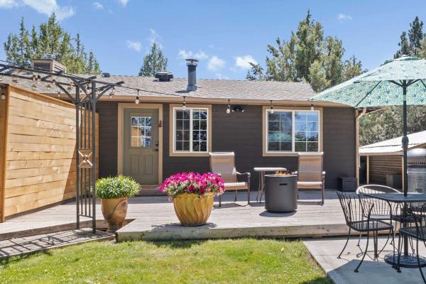 Na zdjęciu widoczny jest obiekt Pets OK - Perfect Couple's Retreat in Bend położony w mieście Bend.