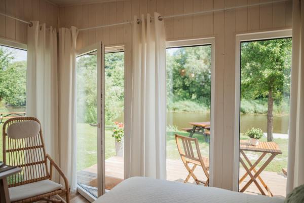 Na zdjęciu widoczny jest obiekt Archers island apartment with HOT TUB or SAUNA położony w mieście Durbe.