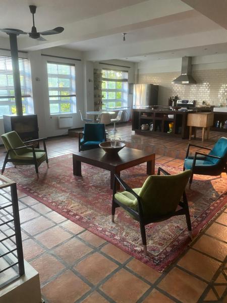 Room in a Luxury Loft near Jean-Talon Market, Montréal