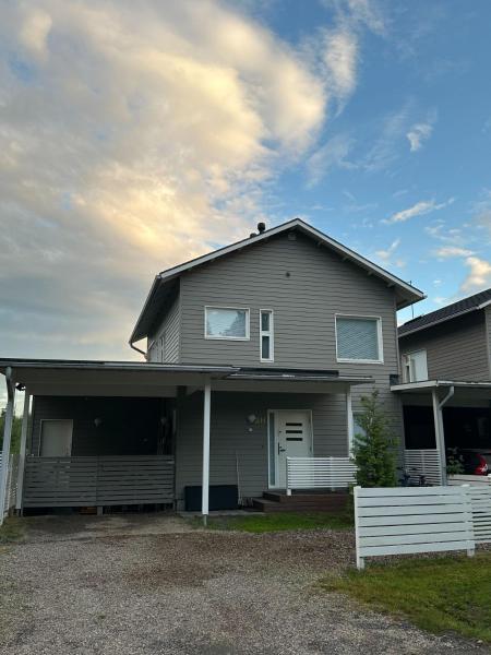 На фото показан объект Virpiniemen Maston Villa, Oulu, расположенный в городе Хаукипудас.