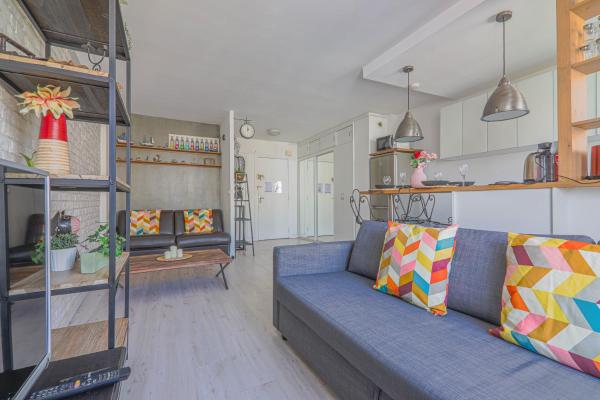 Studio Apartment-4P -Pierre Levé with NetFlix, Paříž