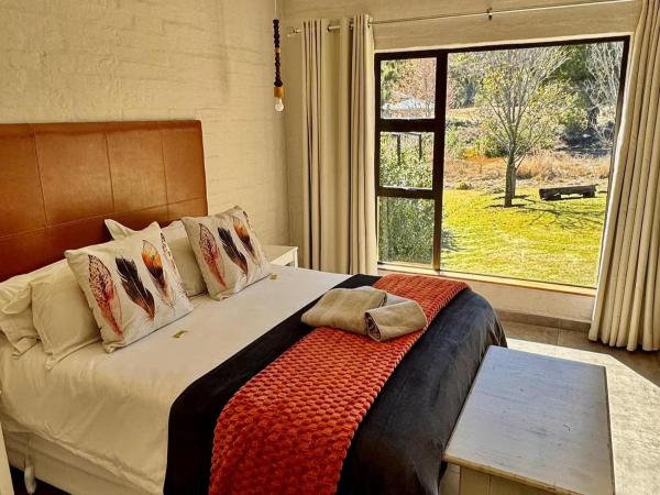 Na zdjęciu widoczny jest obiekt Muirfield Cottages położony w mieście Derots.