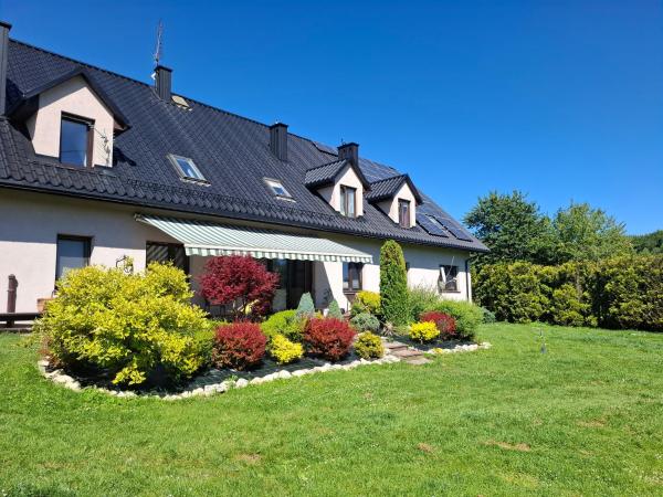 Na zdjęciu widoczny jest obiekt Apartamenty TUTERRA III położony w mieście Wolbrom.