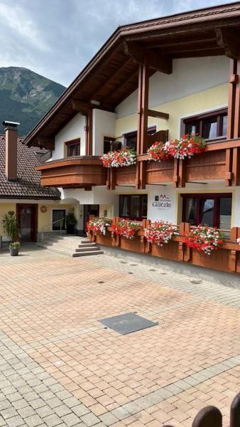 På billedet ses objektet Zöblen Lodge - GLÄTZLES FERIENHAUS beliggende i byen Zöblen.