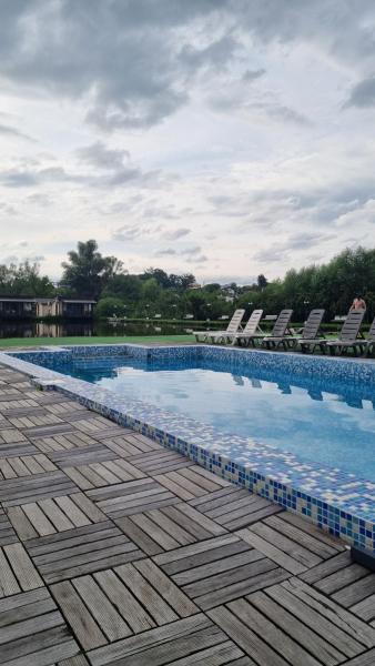 På bildet vises objektet Lake&Lodge som ligger i byen Mykolajiv.