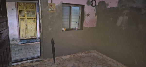 På billedet ses objektet 1BHK in Chawl Room Kalyan east beliggende i byen Kalyan.