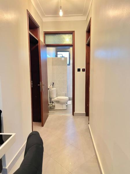 Na zdjęciu widoczny jest obiekt Vibe Apartments położony w mieście Kampala.