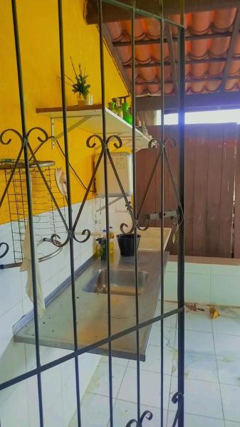 A la foto es mostra l'objecte Casa de veraneio Leal situat a la ciutat de Camaçari.