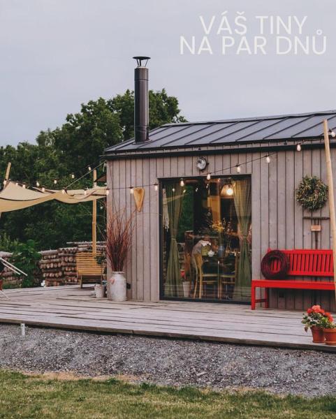 Na foto é possível ver o objeto nádech - glamping na statku localizado na cidade de Děkanovice.